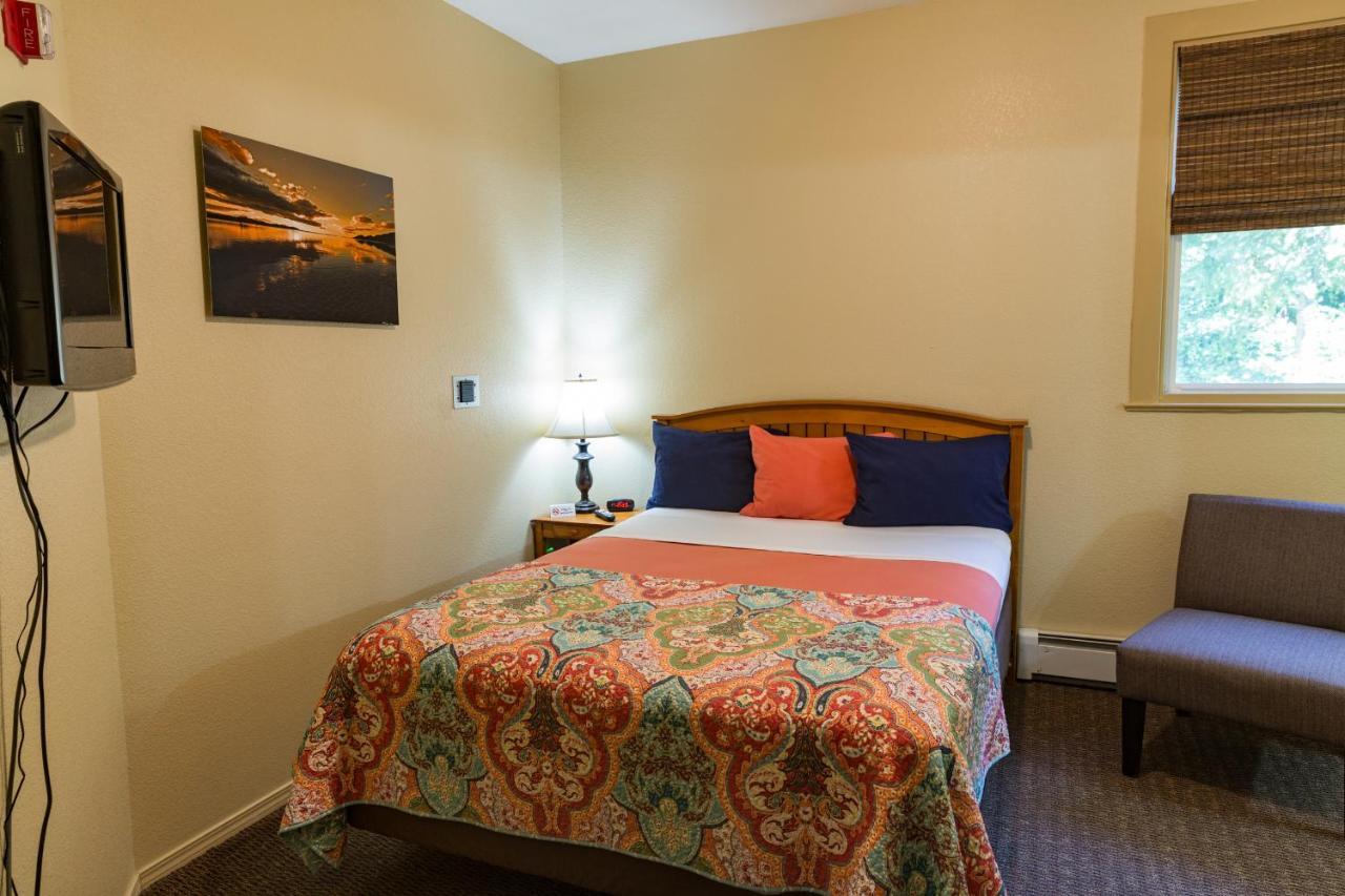 Hotel Cathlamet Exterior photo