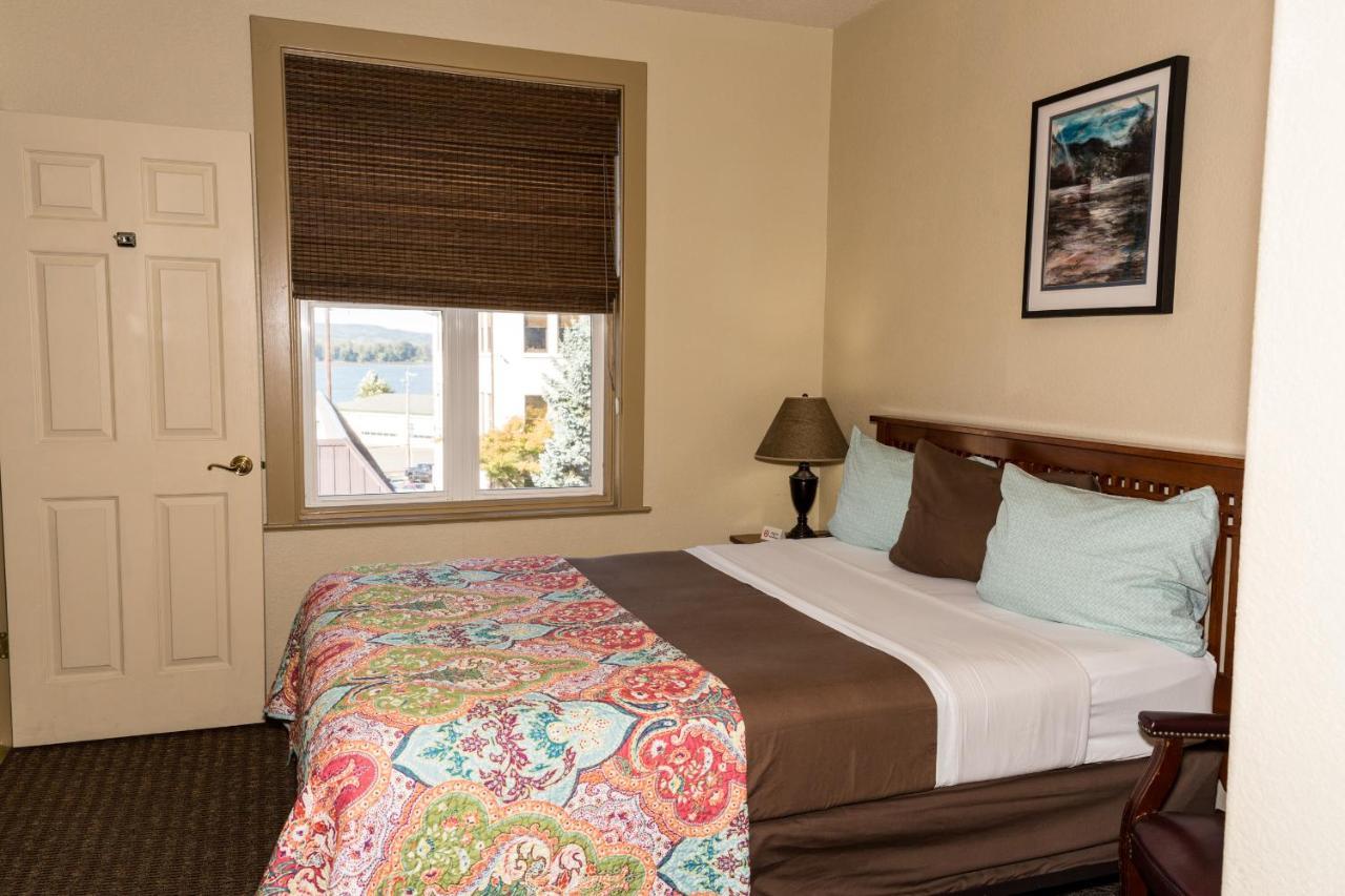 Hotel Cathlamet Exterior photo
