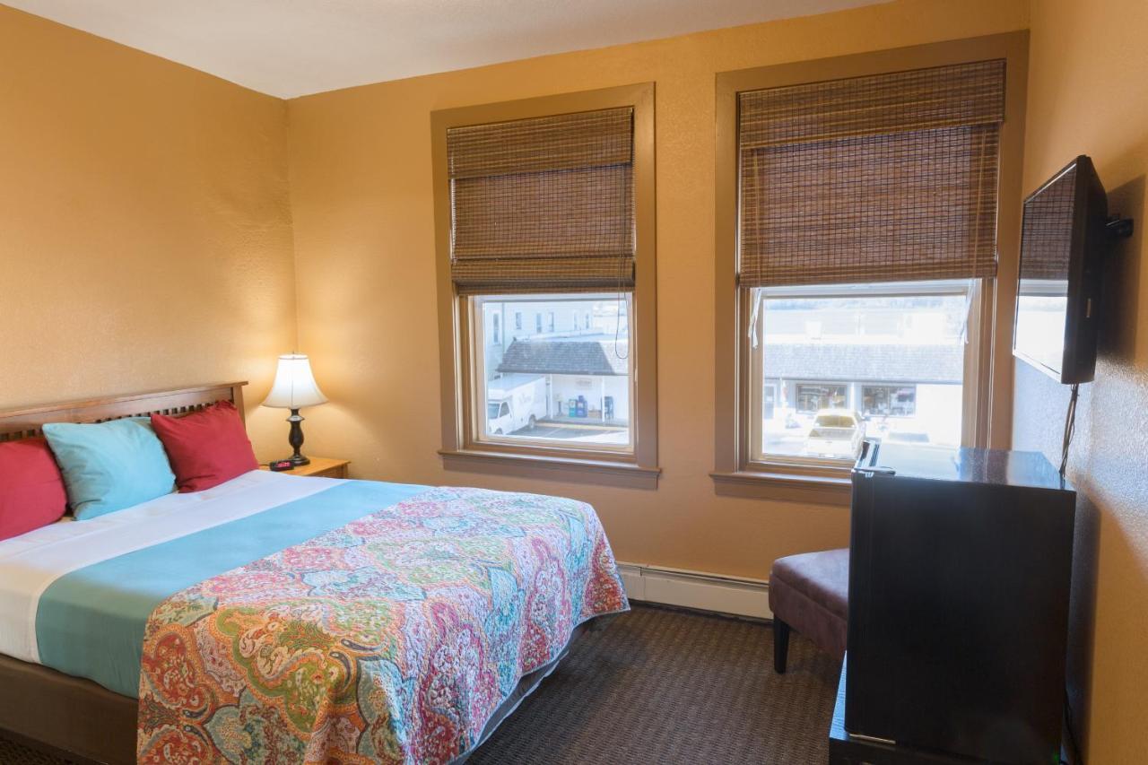 Hotel Cathlamet Exterior photo